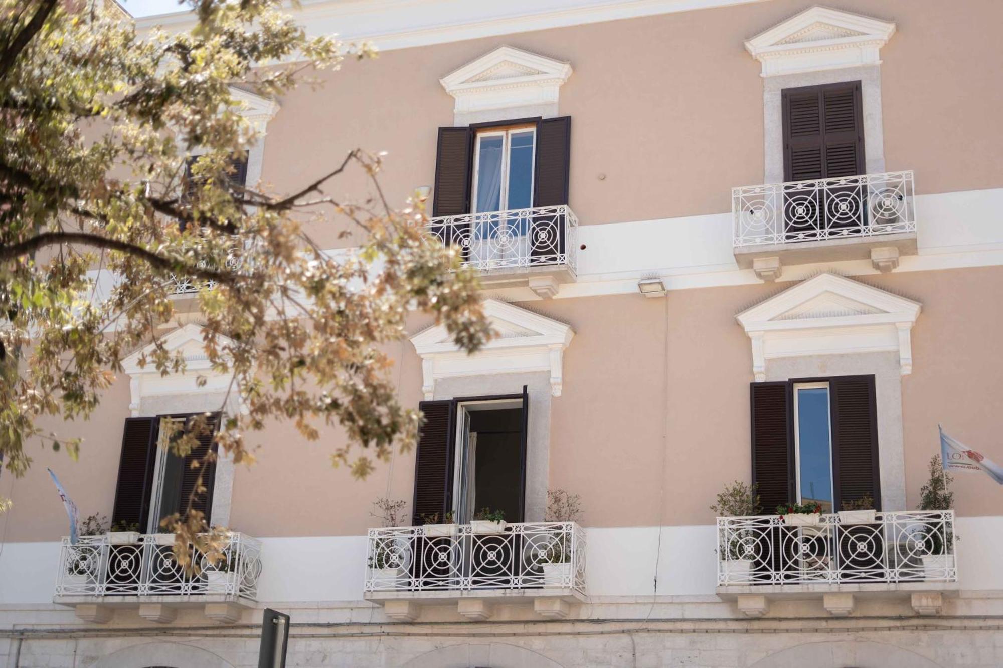 B&B Longobardi Trani Exterior foto