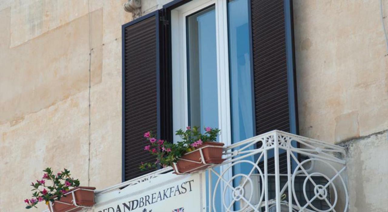 B&B Longobardi Trani Exterior foto